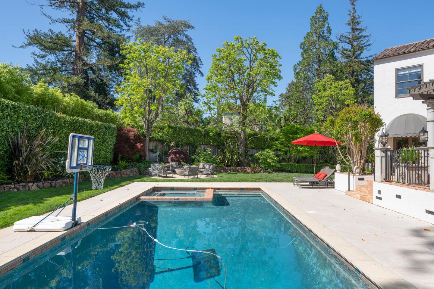 Detail Gallery Image 69 of 86 For 335 El Portal Ave, Hillsborough,  CA 94010 - 5 Beds | 3/1 Baths