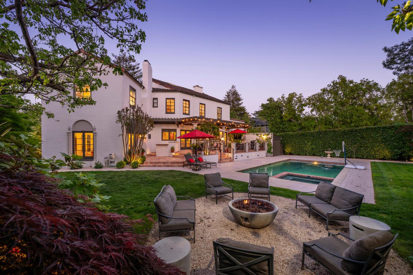 Detail Gallery Image 72 of 86 For 335 El Portal Ave, Hillsborough,  CA 94010 - 5 Beds | 3/1 Baths