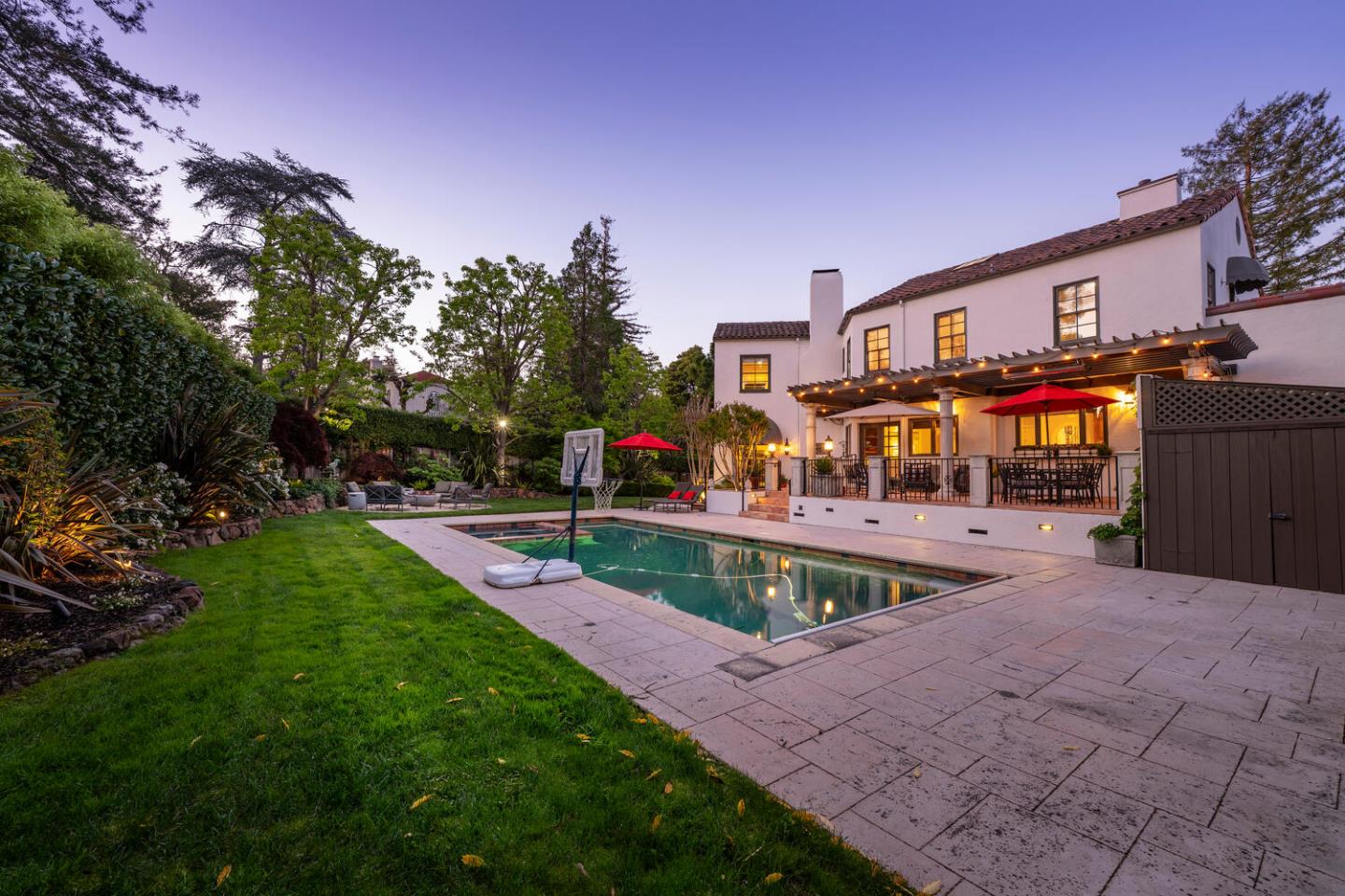 Detail Gallery Image 74 of 86 For 335 El Portal Ave, Hillsborough,  CA 94010 - 5 Beds | 3/1 Baths