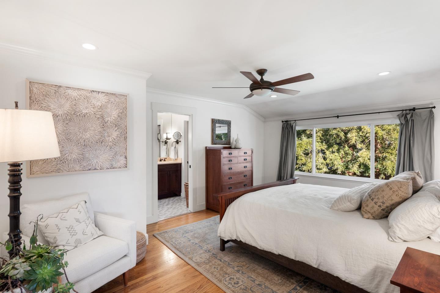 Detail Gallery Image 19 of 32 For 963 Wing Pl, Stanford,  CA 94305 - 5 Beds | 3 Baths