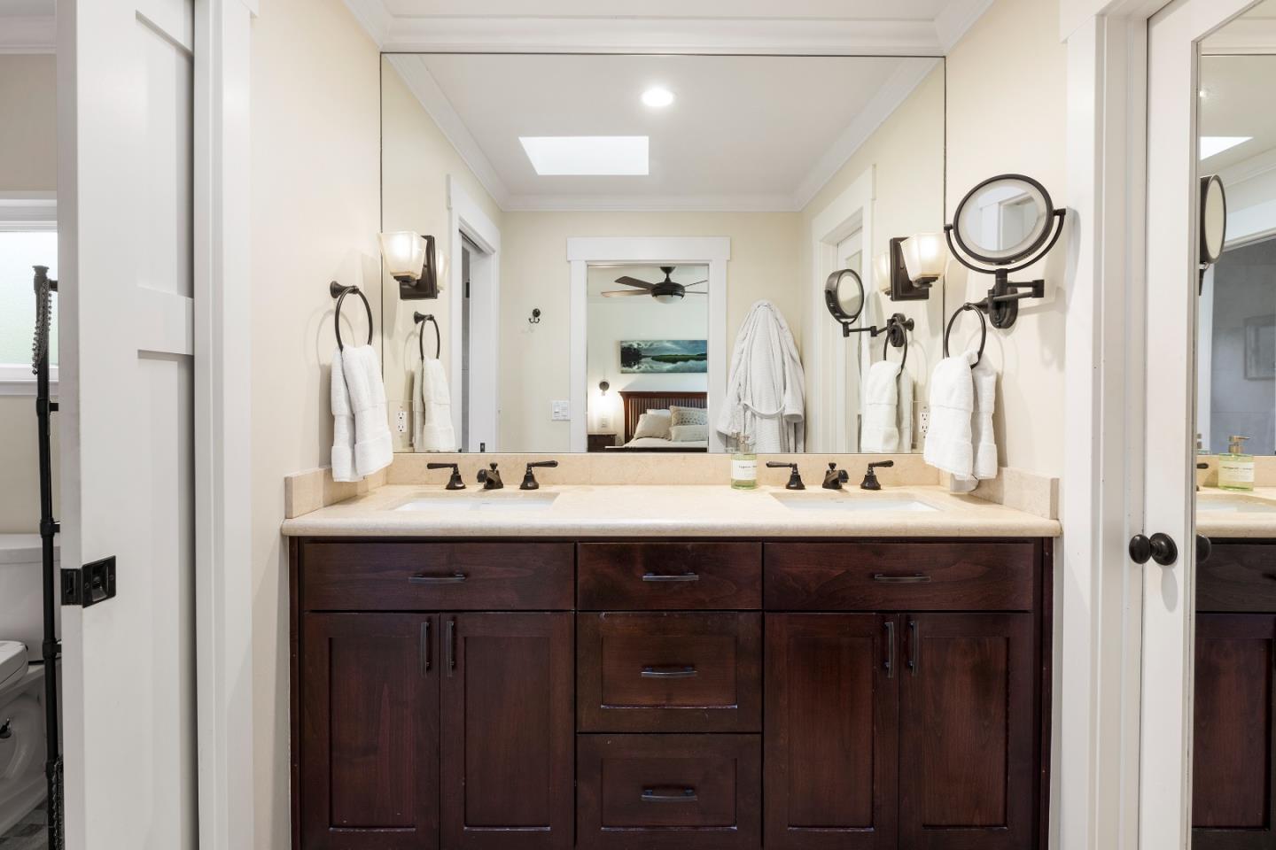 Detail Gallery Image 20 of 32 For 963 Wing Pl, Stanford,  CA 94305 - 5 Beds | 3 Baths