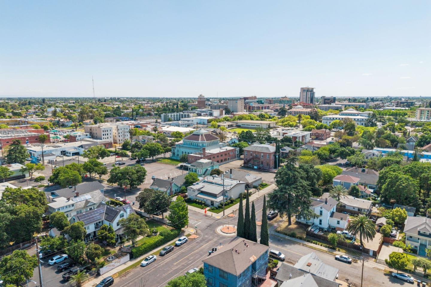 Detail Gallery Image 2 of 17 For 905 N Commerce St, Stockton,  CA 95202 - – Beds | – Baths