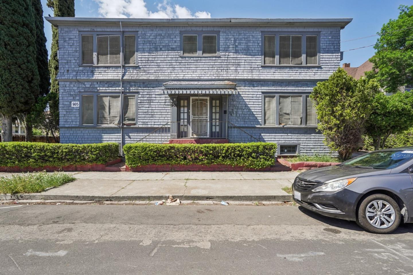 Detail Gallery Image 5 of 17 For 905 N Commerce St, Stockton,  CA 95202 - – Beds | – Baths