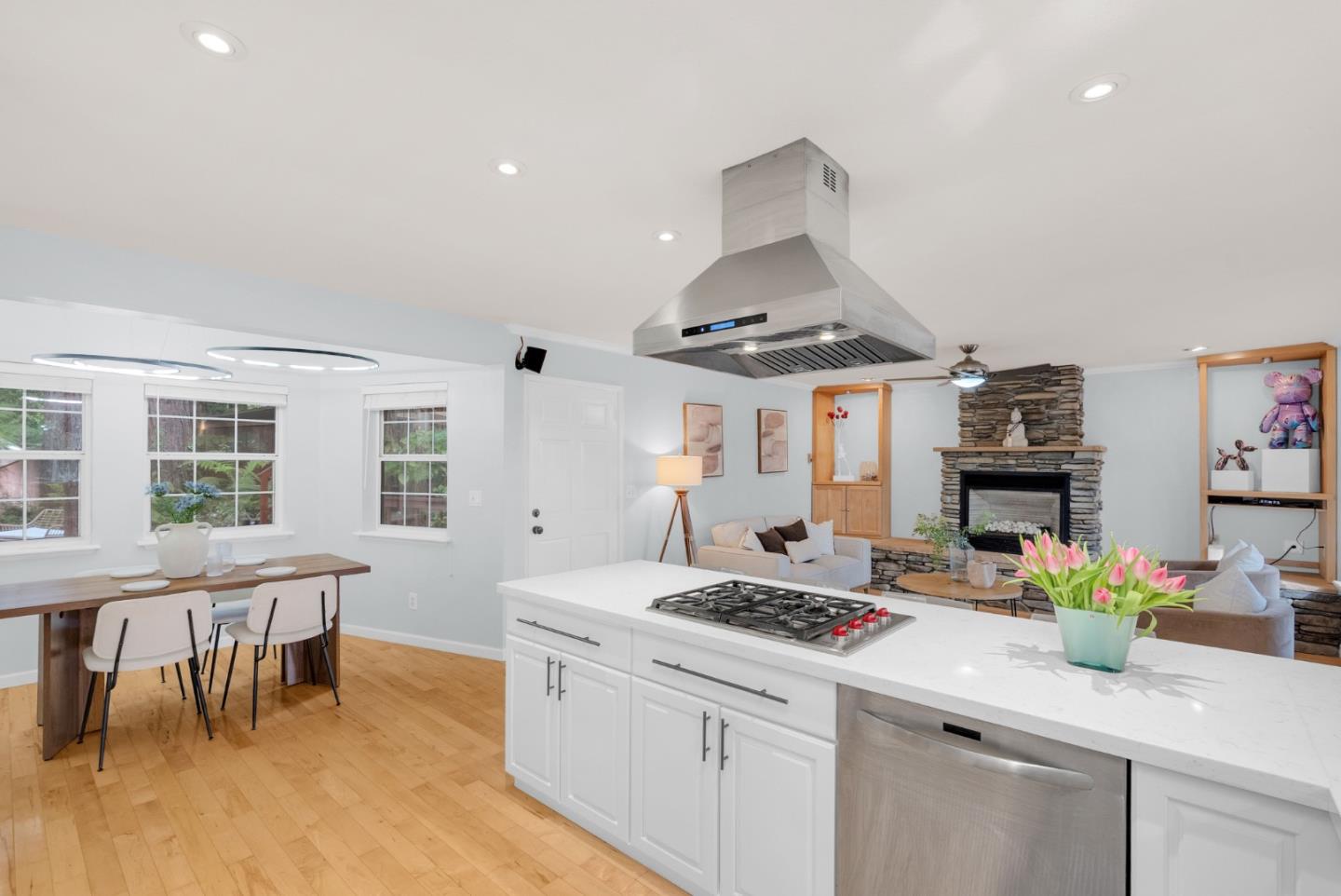 18485 Main Boulevard, Los Gatos, CA, 95033