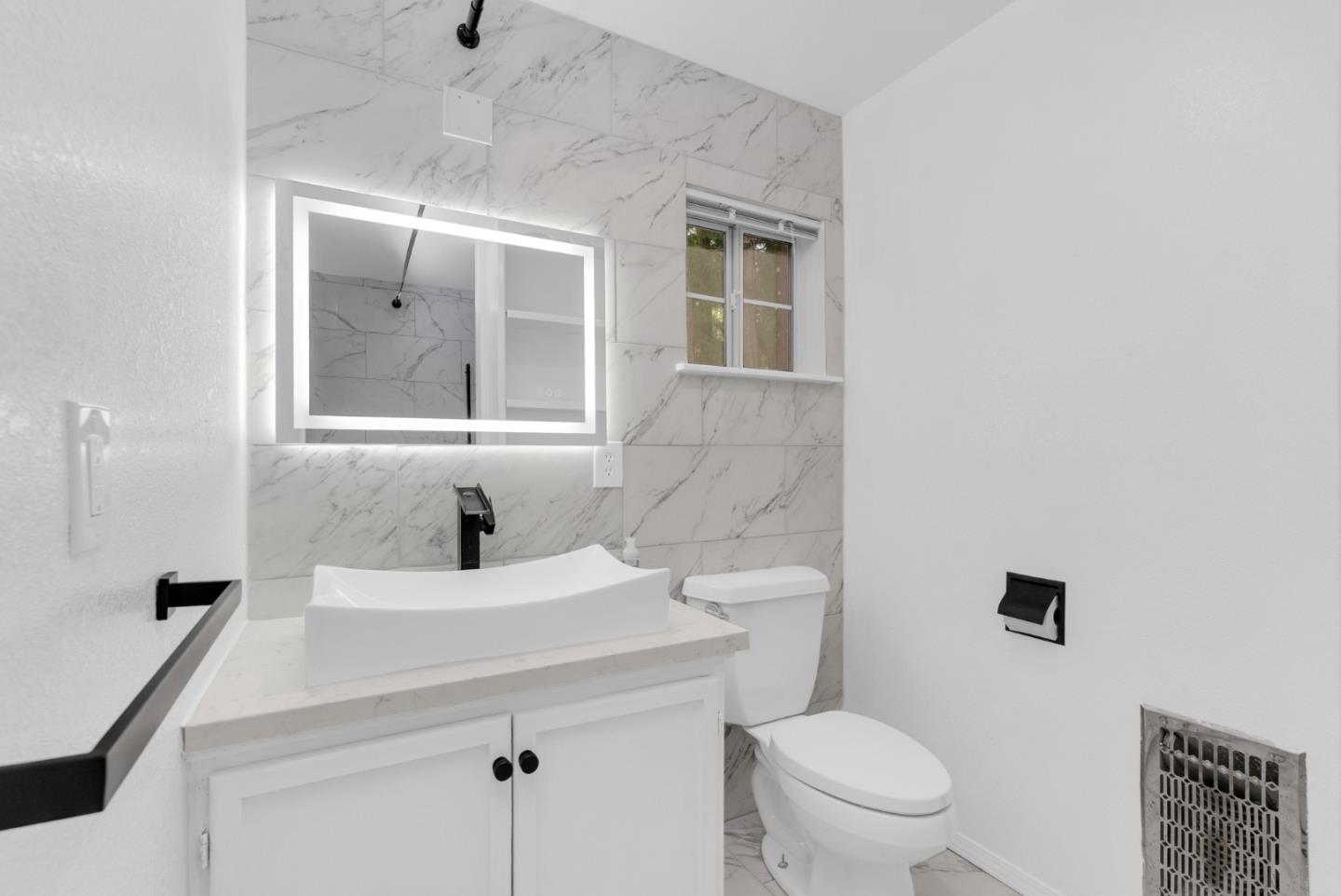 18485 Main Boulevard, Los Gatos, CA, 95033