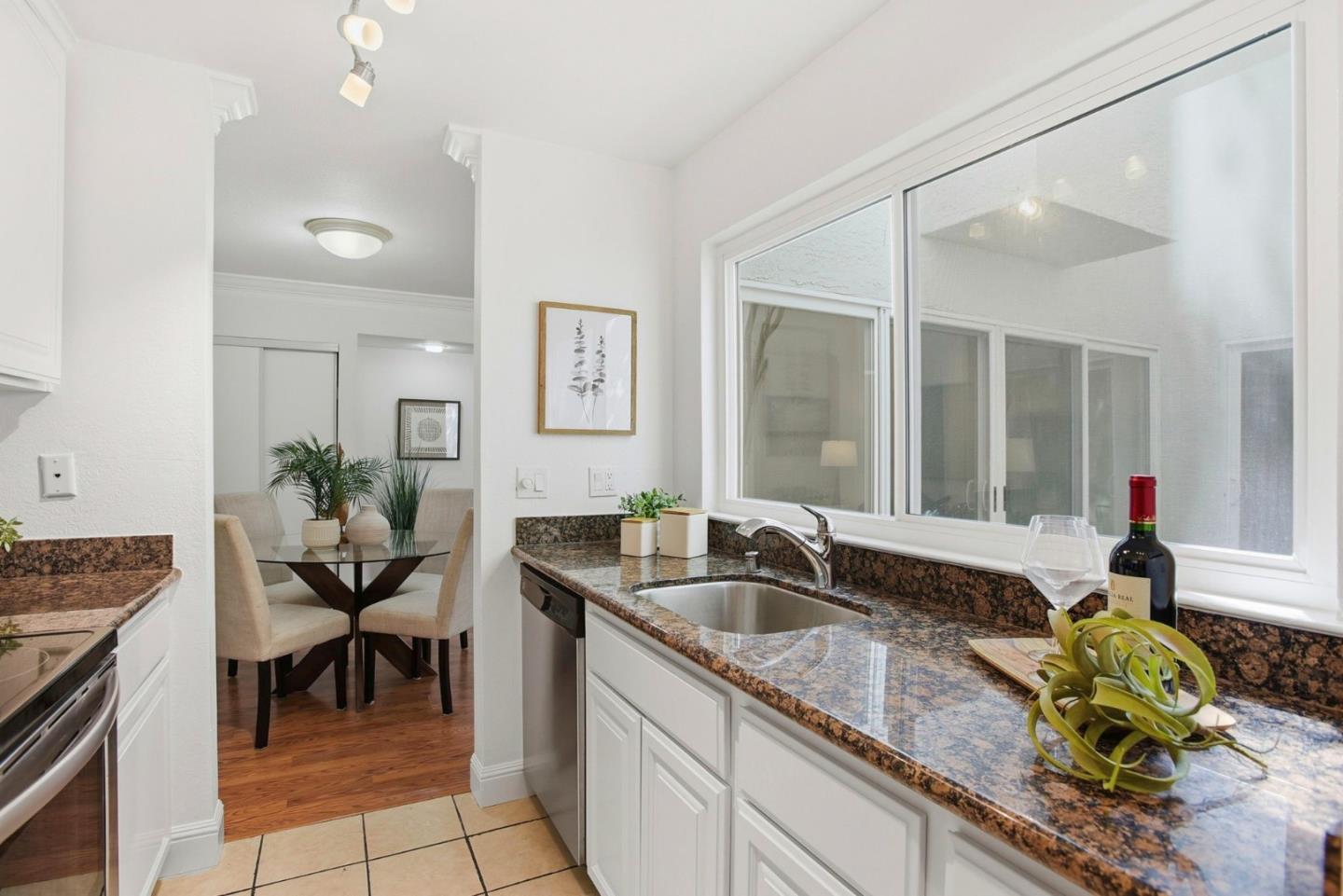 Detail Gallery Image 11 of 41 For 1919 Alameda De Las Pulgas #75,  San Mateo,  CA 94403 - 1 Beds | 1 Baths