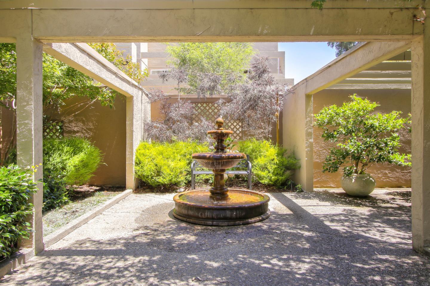 Detail Gallery Image 3 of 5 For 1919 Alameda De Las Pulgas #75,  San Mateo,  CA 94403 - 1 Beds | 1 Baths