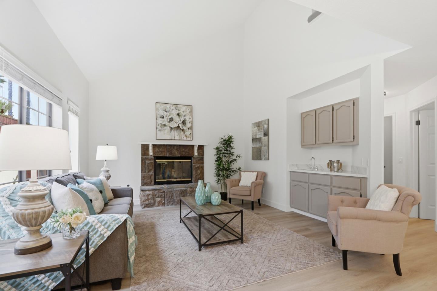 Detail Gallery Image 20 of 56 For 939 Bimmerle Pl, San Jose,  CA 95123 - 4 Beds | 2/1 Baths