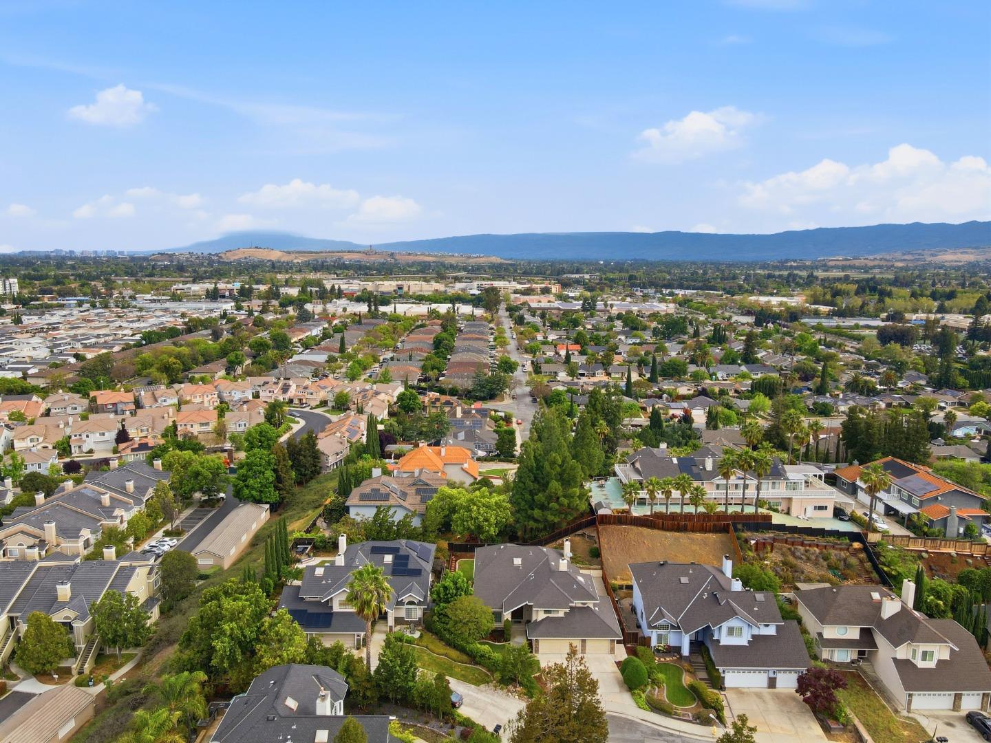 Detail Gallery Image 52 of 56 For 939 Bimmerle Pl, San Jose,  CA 95123 - 4 Beds | 2/1 Baths