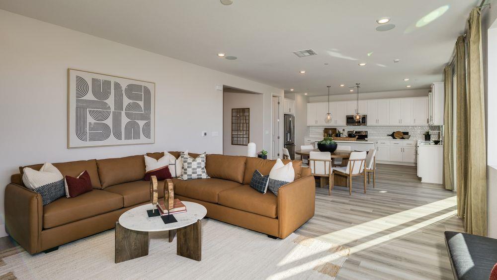 Detail Gallery Image 7 of 26 For 3238 Oak Trail Dr, Manteca,  CA 95337 - 3 Beds | 2/1 Baths