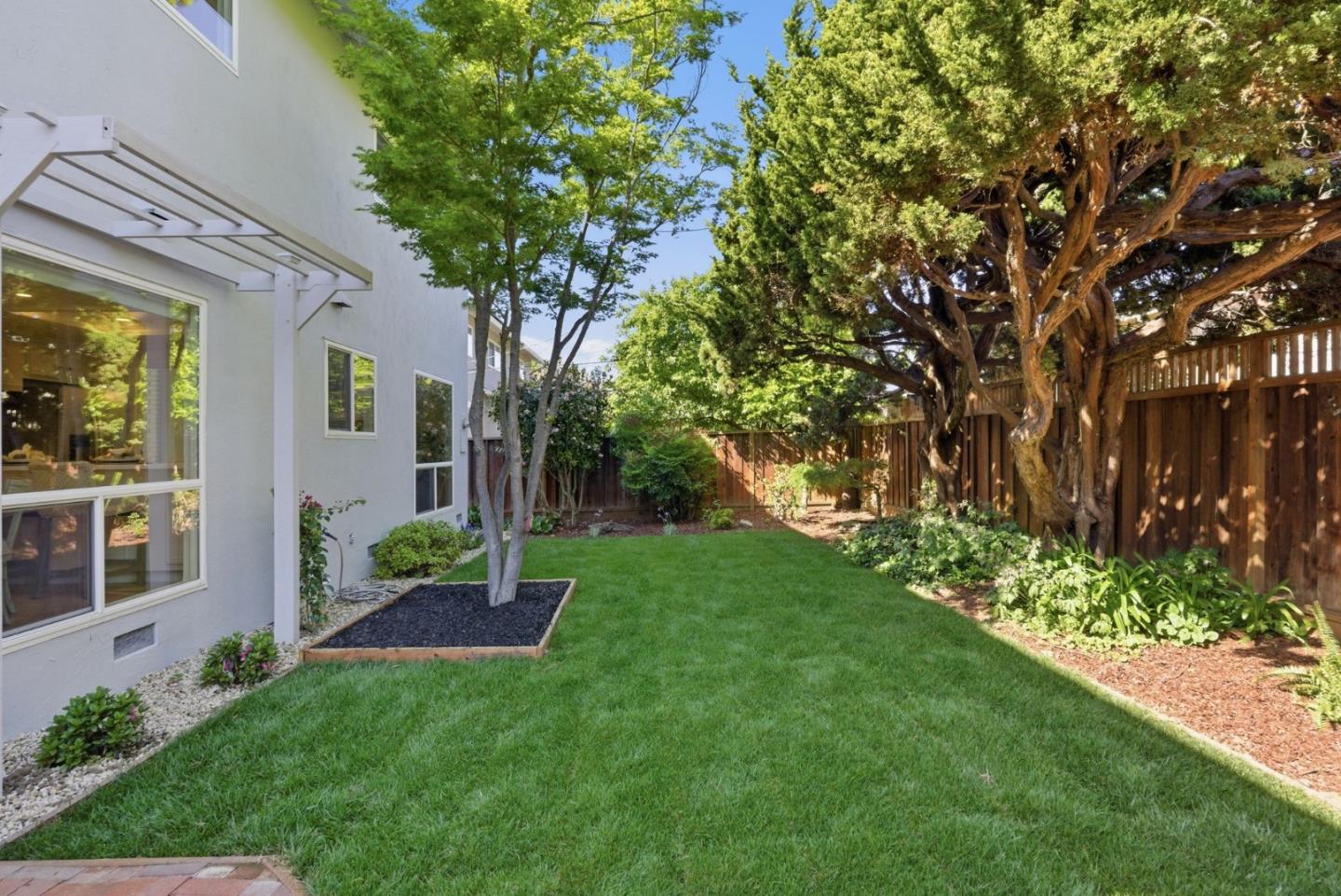 Detail Gallery Image 41 of 43 For 1004 Rubis Dr, Sunnyvale,  CA 94087 - 6 Beds | 3 Baths