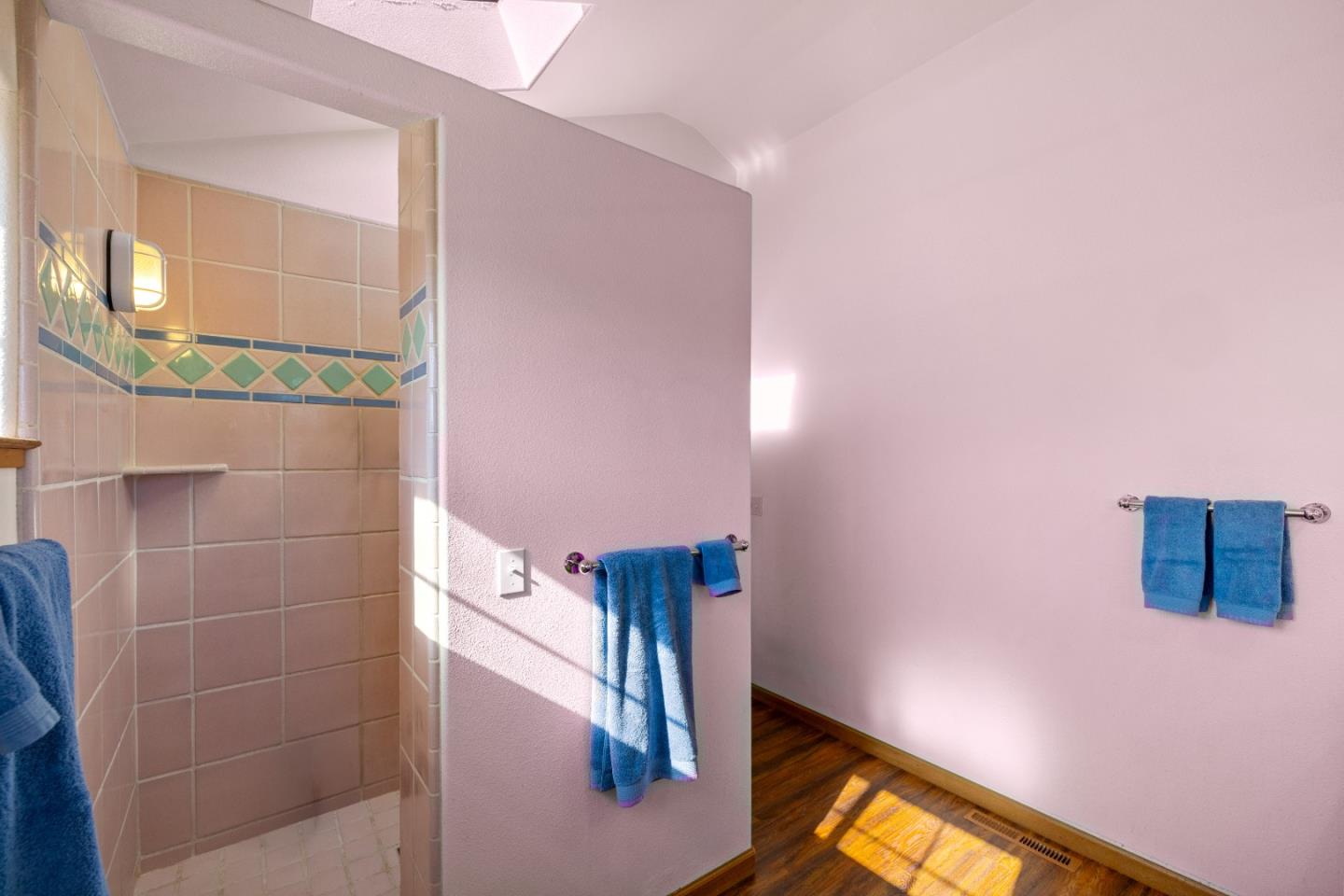 Detail Gallery Image 26 of 54 For 521 Hannon Ave, Monterey,  CA 93940 - 3 Beds | 2 Baths