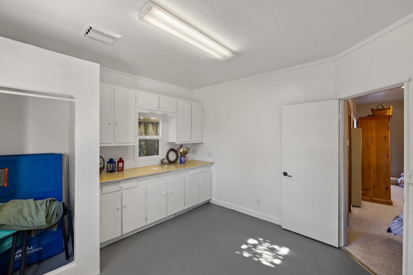 Detail Gallery Image 39 of 54 For 521 Hannon Ave, Monterey,  CA 93940 - 3 Beds | 2 Baths