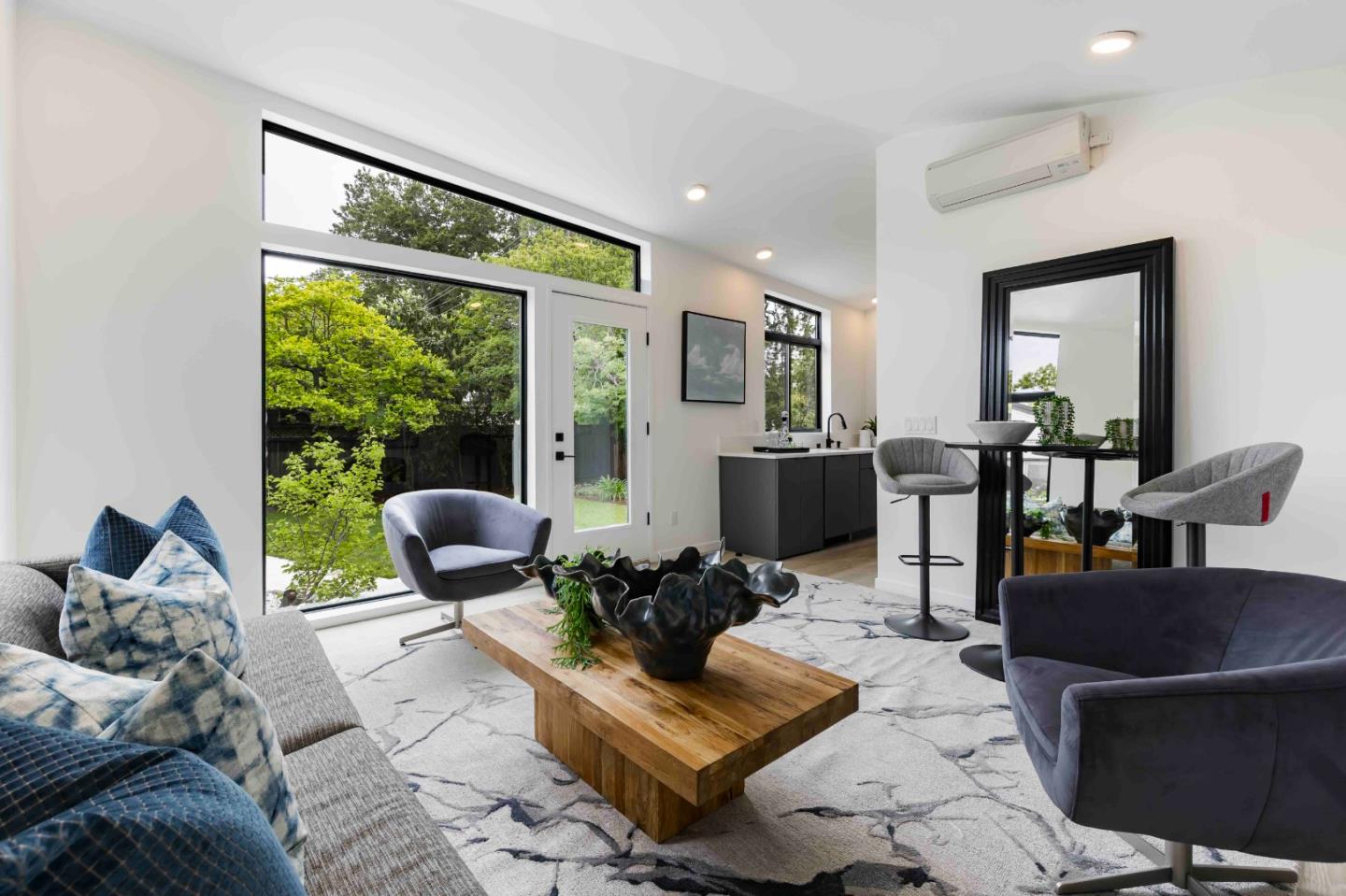 Detail Gallery Image 20 of 23 For 2819 Carson St, Redwood City,  CA 94061 - 4 Beds | 3 Baths