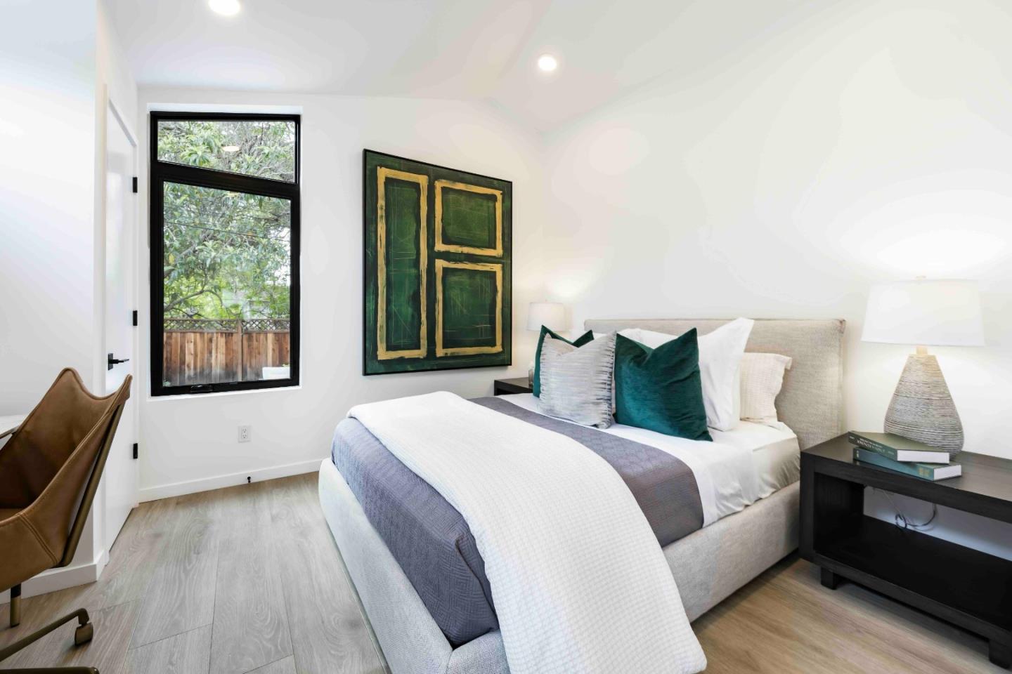 Detail Gallery Image 22 of 23 For 2819 Carson St, Redwood City,  CA 94061 - 4 Beds | 3 Baths