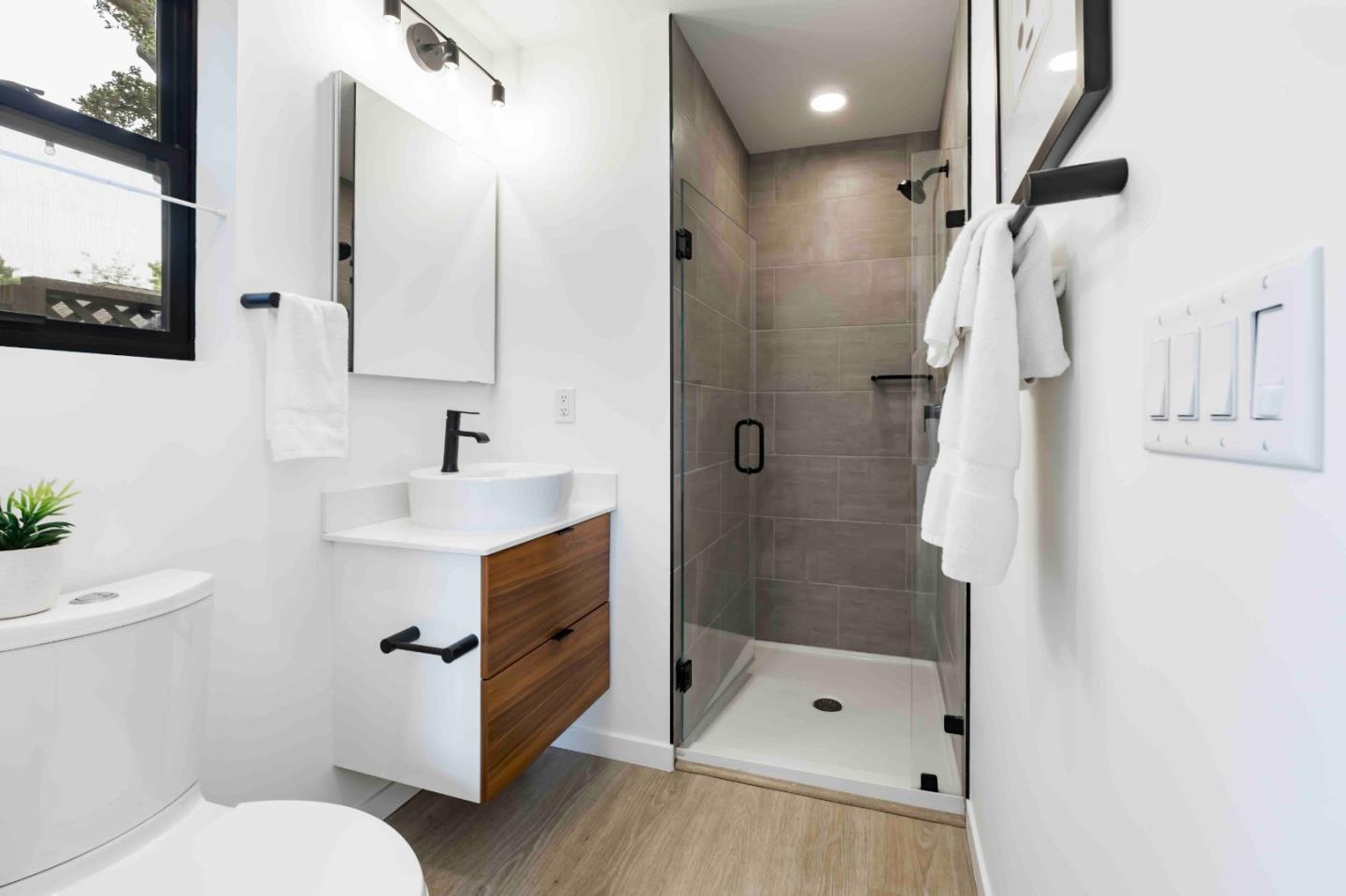 Detail Gallery Image 23 of 23 For 2819 Carson St, Redwood City,  CA 94061 - 4 Beds | 3 Baths