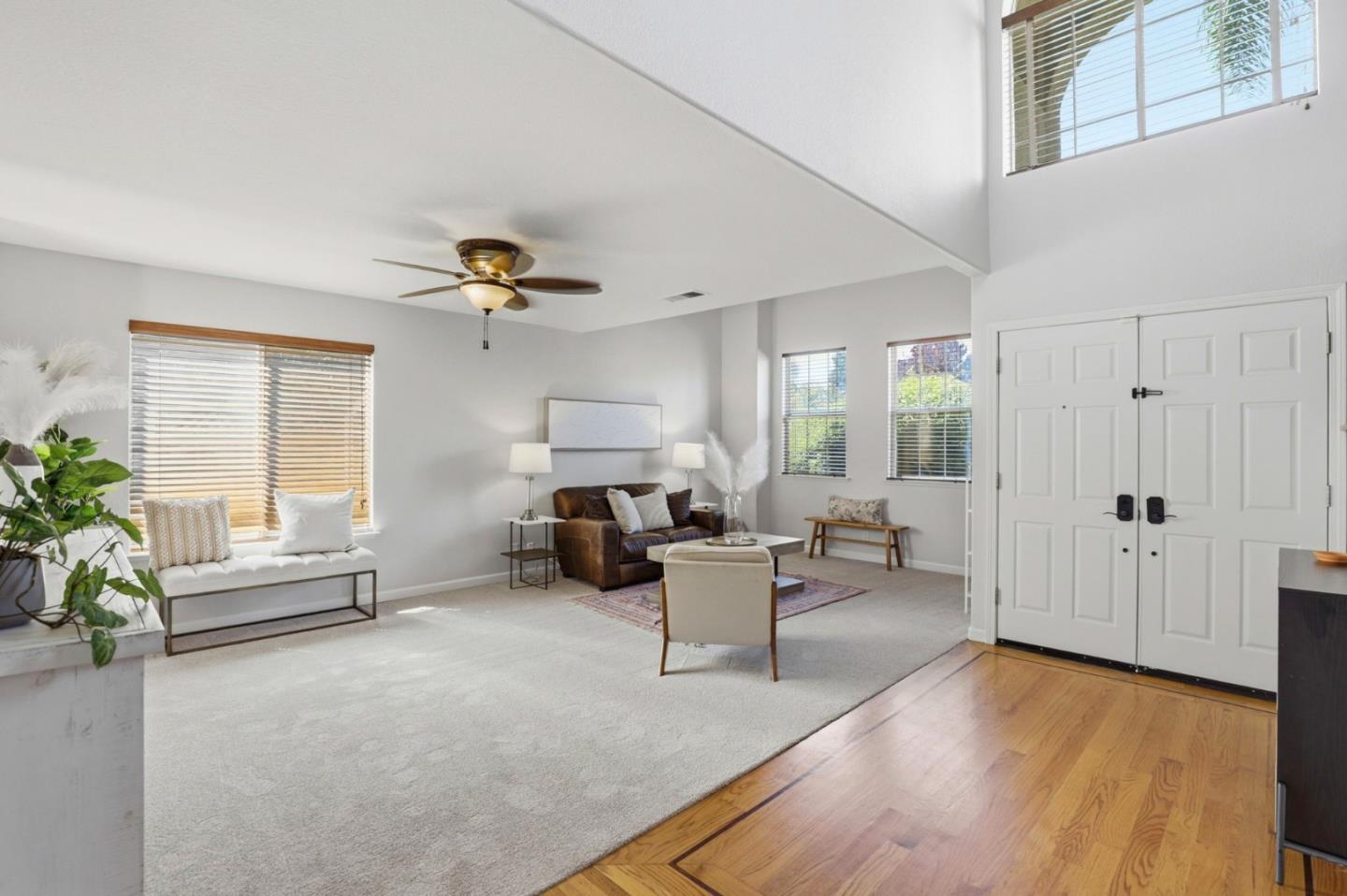 Detail Gallery Image 4 of 48 For 9610 Eagle View, Gilroy,  CA 95020 - 5 Beds | 2/1 Baths