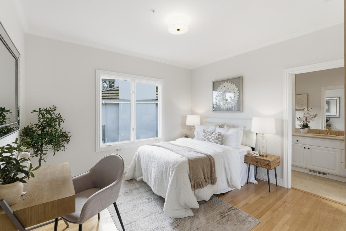 Detail Gallery Image 21 of 39 For 40 Kataoka Ct, Redwood City,  CA 94062 - 5 Beds | 5/1 Baths