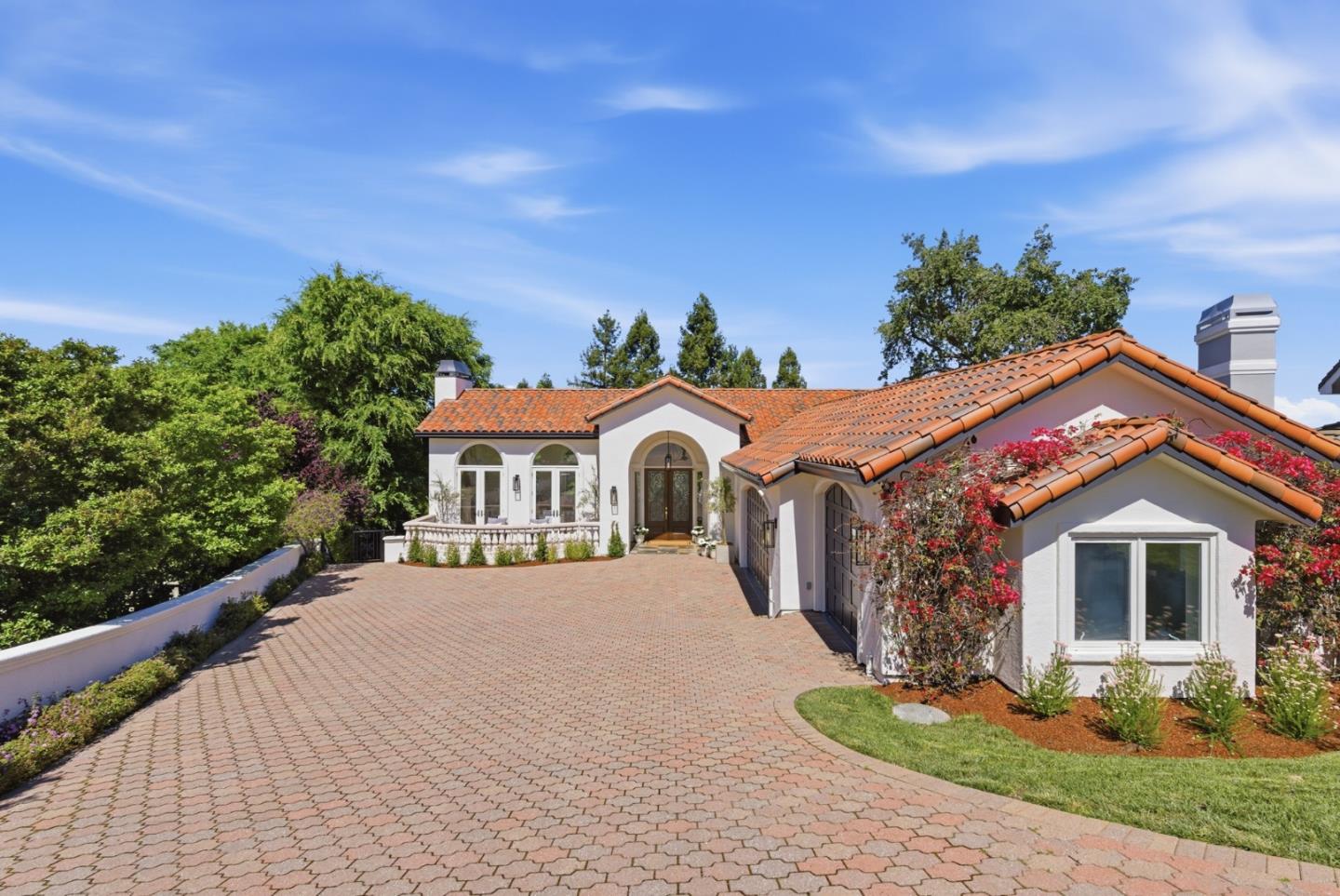 Detail Gallery Image 35 of 39 For 40 Kataoka Ct, Redwood City,  CA 94062 - 5 Beds | 5/1 Baths