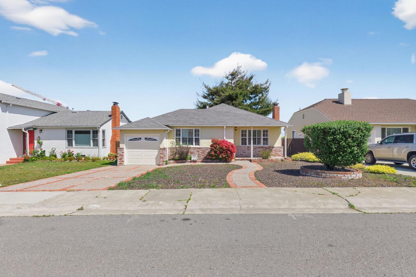 Detail Gallery Image 2 of 27 For 750 Magnolia Ave, San Bruno,  CA 94066 - 3 Beds | 1 Baths