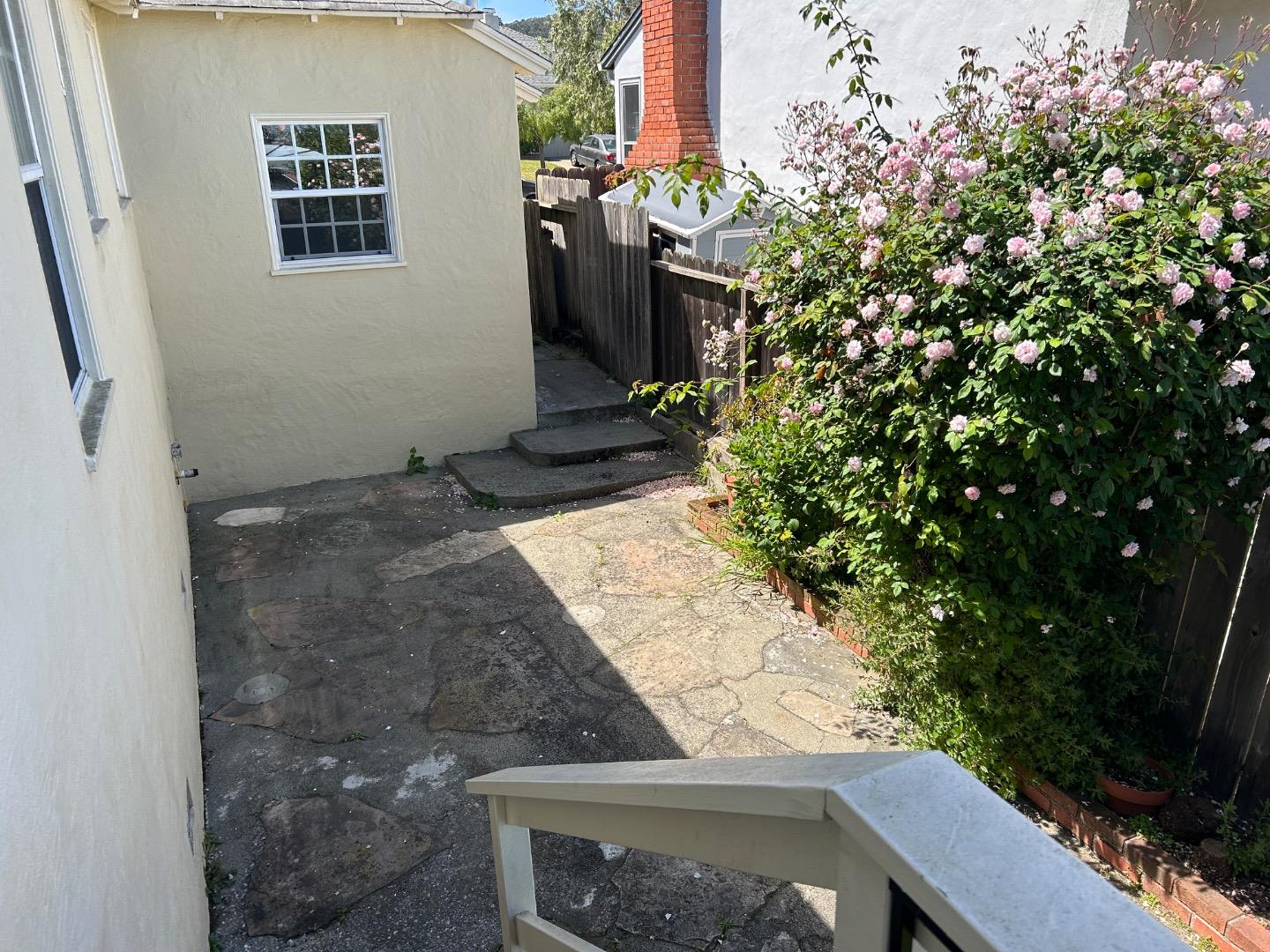 Detail Gallery Image 30 of 33 For 750 Magnolia Ave, San Bruno,  CA 94066 - 3 Beds | 1 Baths