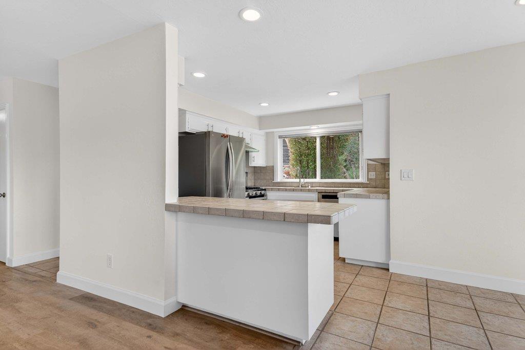 Detail Gallery Image 18 of 46 For 497 Estrella Dr, Scotts Valley,  CA 95066 - 4 Beds | 2/1 Baths