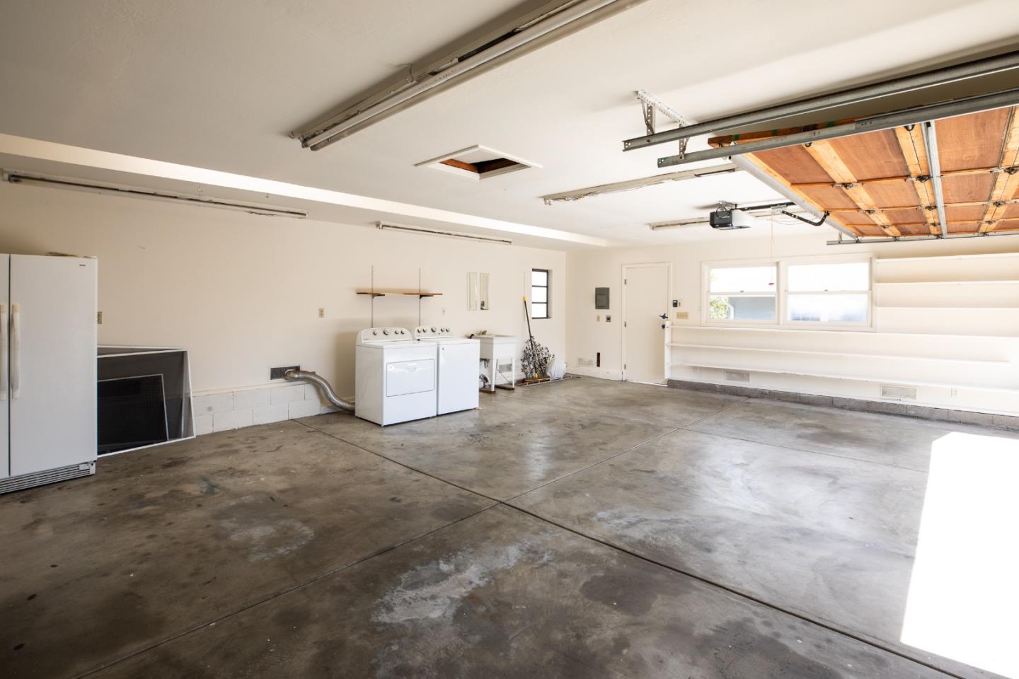 Detail Gallery Image 19 of 31 For 1344 Magnolia Ave, San Carlos,  CA 94070 - 3 Beds | 1 Baths