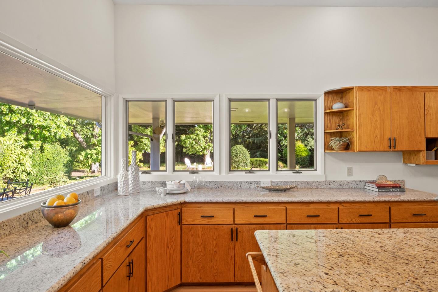 Detail Gallery Image 23 of 54 For 140 Northridge, Woodside,  CA 94062 - 3 Beds | 3/1 Baths