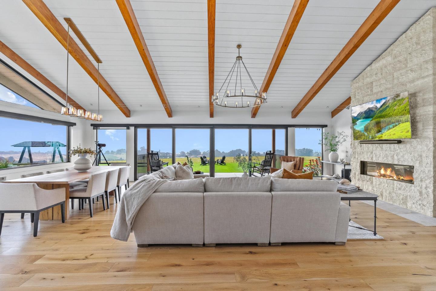 Detail Gallery Image 13 of 61 For 145 Coy Dr, La Selva Beach,  CA 95076 - 4 Beds | 3/1 Baths