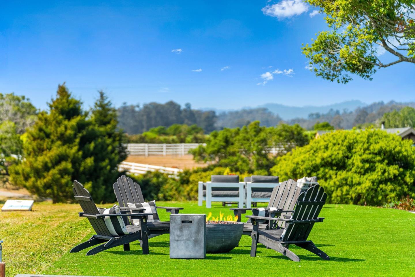 Detail Gallery Image 44 of 61 For 145 Coy Dr, La Selva Beach,  CA 95076 - 4 Beds | 3/1 Baths