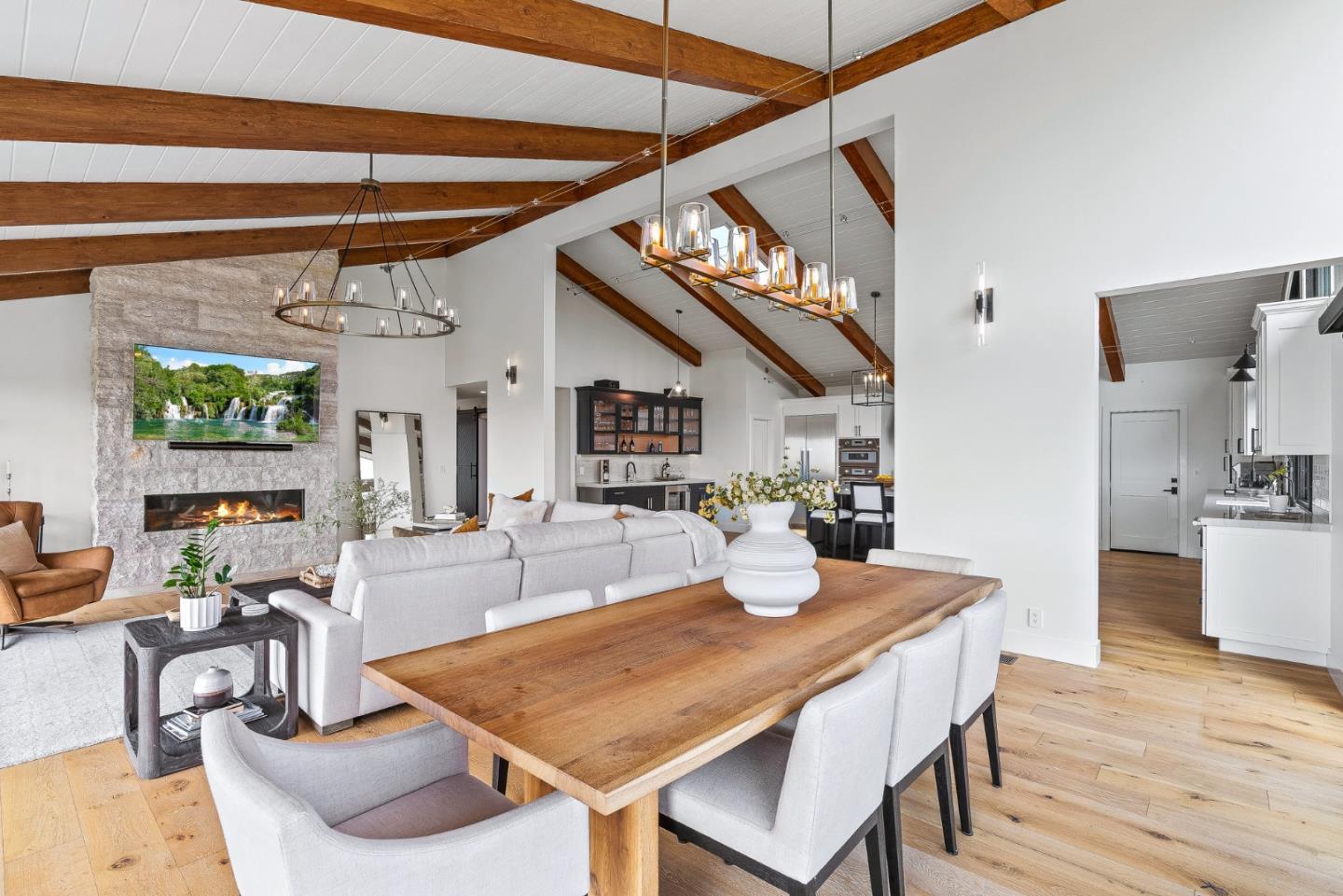 Detail Gallery Image 8 of 61 For 145 Coy Dr, La Selva Beach,  CA 95076 - 4 Beds | 3/1 Baths