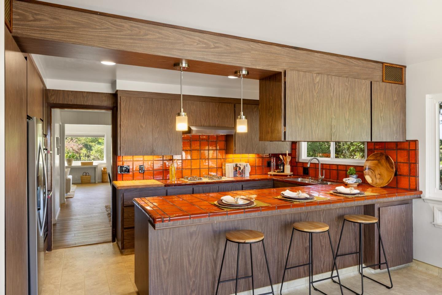 Detail Gallery Image 21 of 57 For 922 Maple St, Pacific Grove,  CA 93950 - 2 Beds | 2 Baths