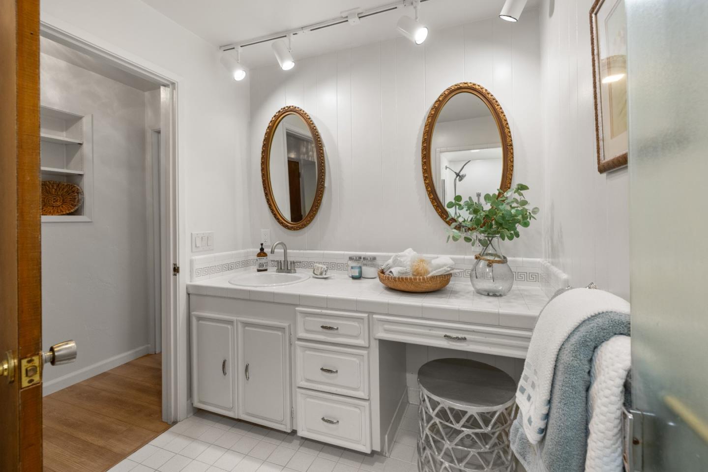 Detail Gallery Image 31 of 57 For 922 Maple St, Pacific Grove,  CA 93950 - 2 Beds | 2 Baths