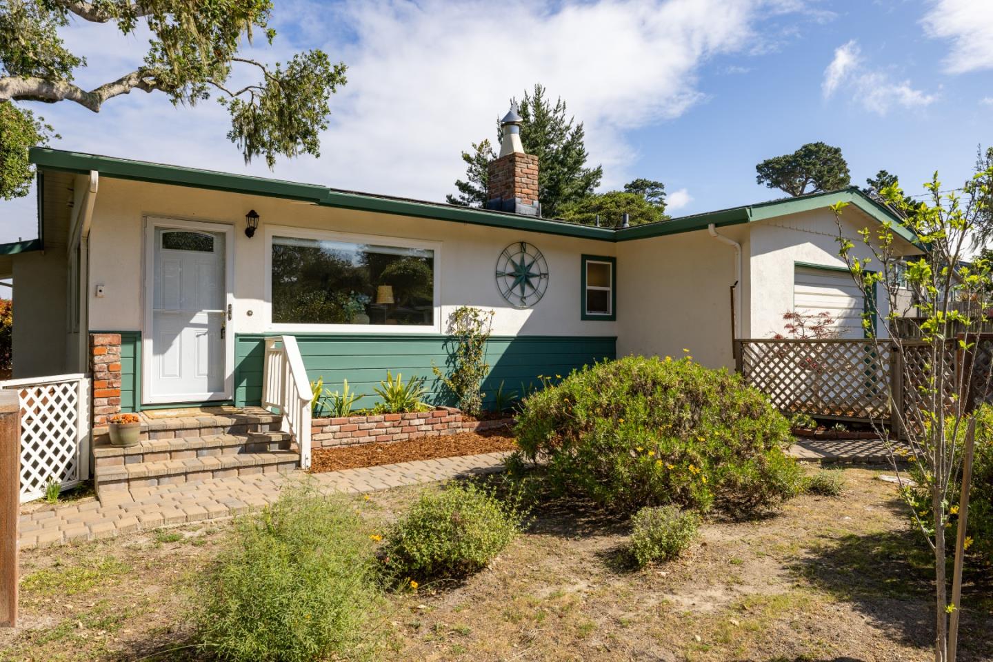 Detail Gallery Image 46 of 57 For 922 Maple St, Pacific Grove,  CA 93950 - 2 Beds | 2 Baths