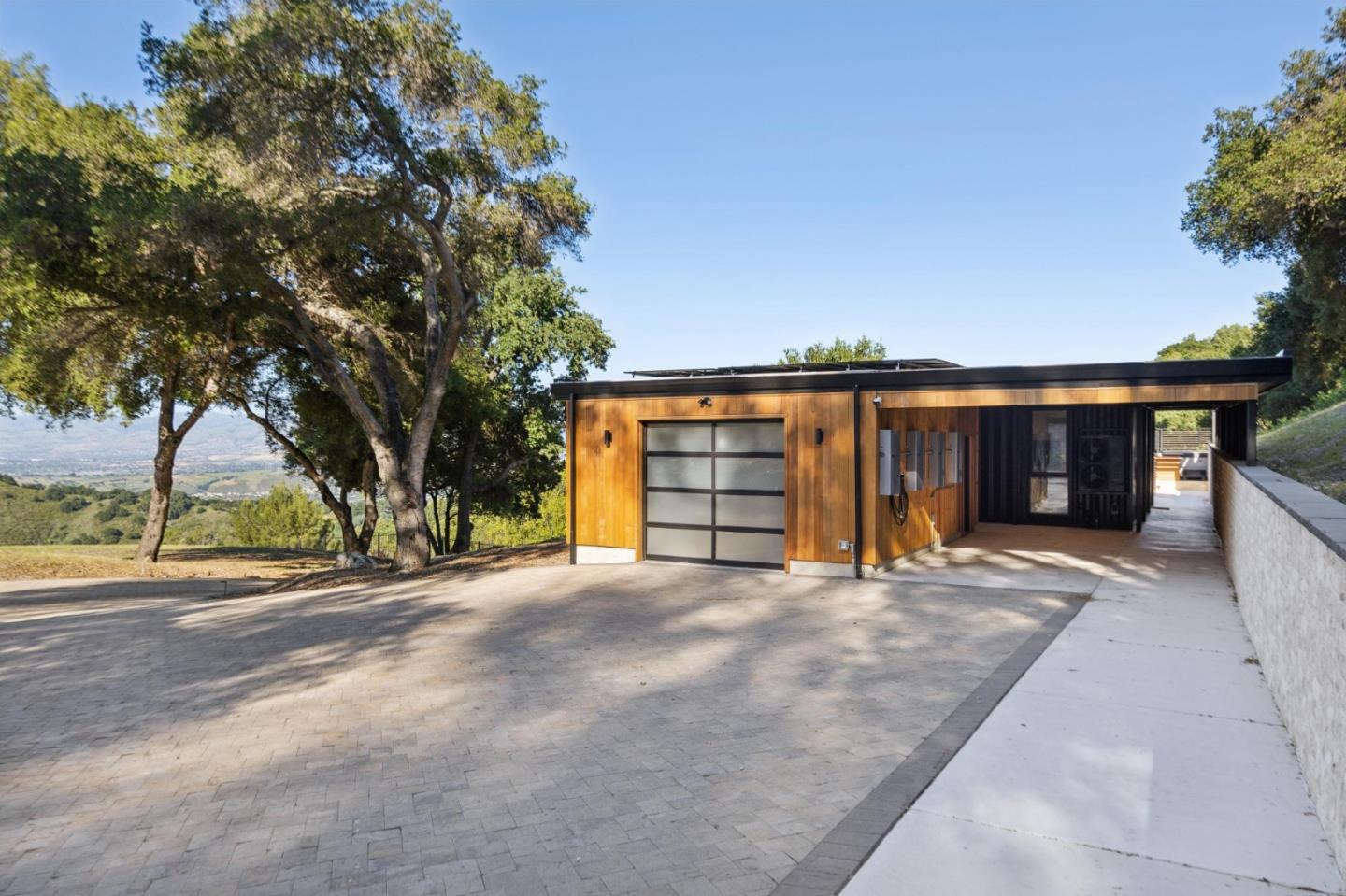 19751 Hicks Road, Los Gatos, CA, 95032