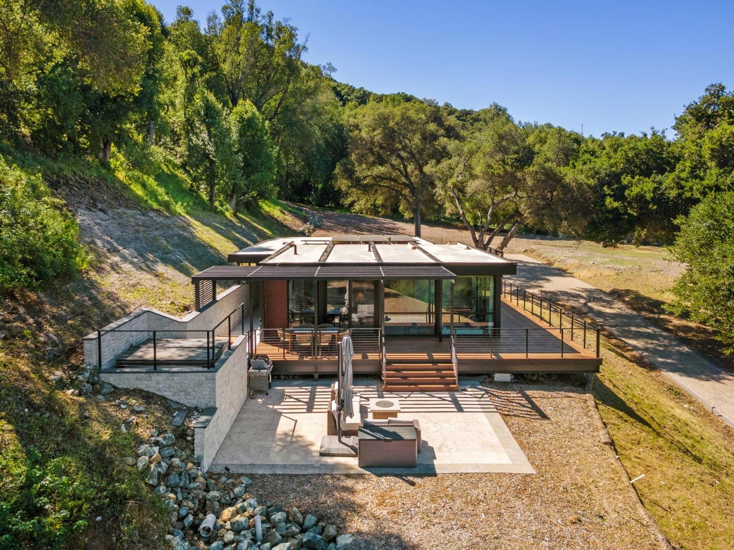 19751 Hicks Road, Los Gatos, CA, 95032