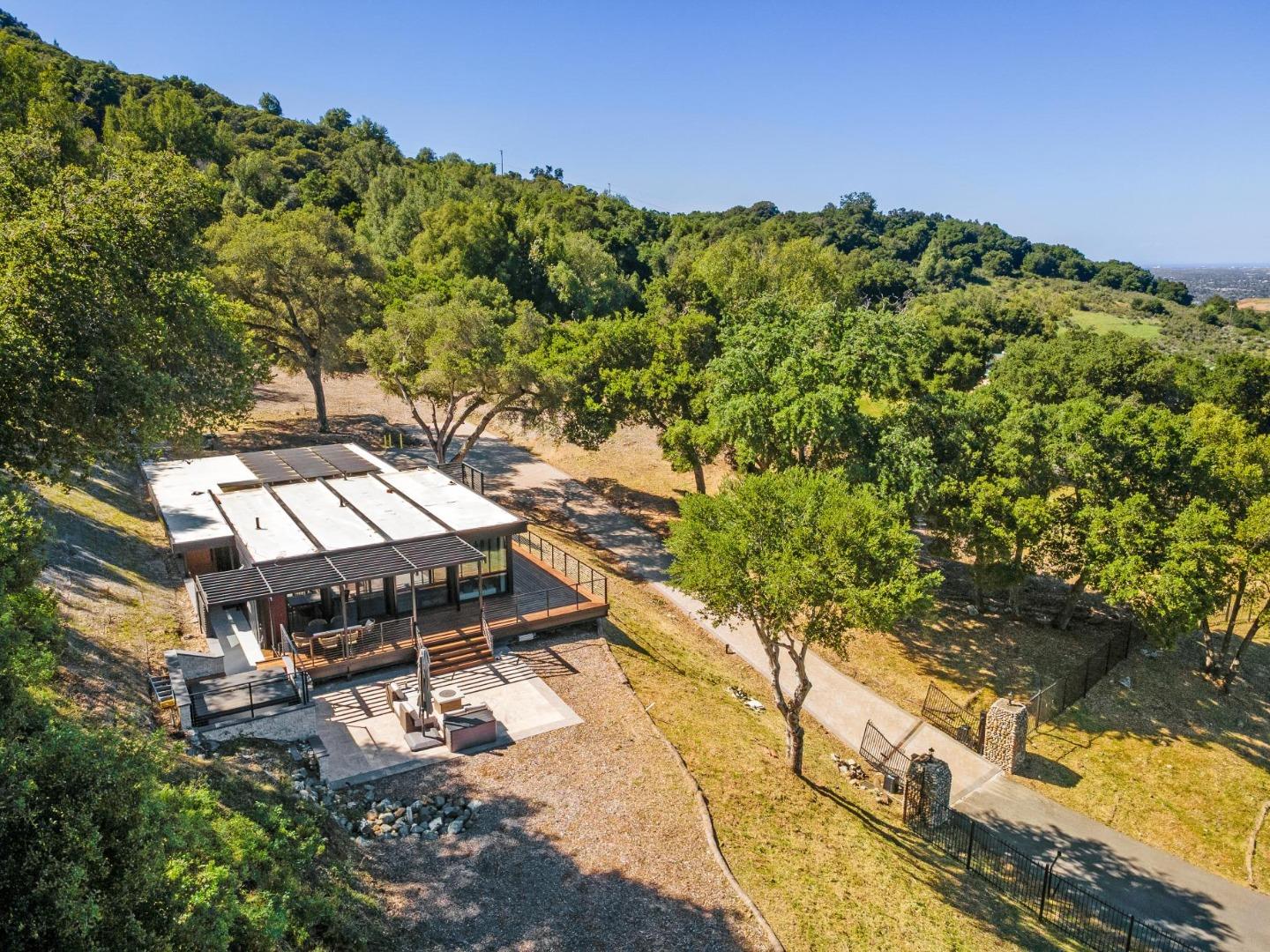 19751 Hicks Road, Los Gatos, CA, 95032