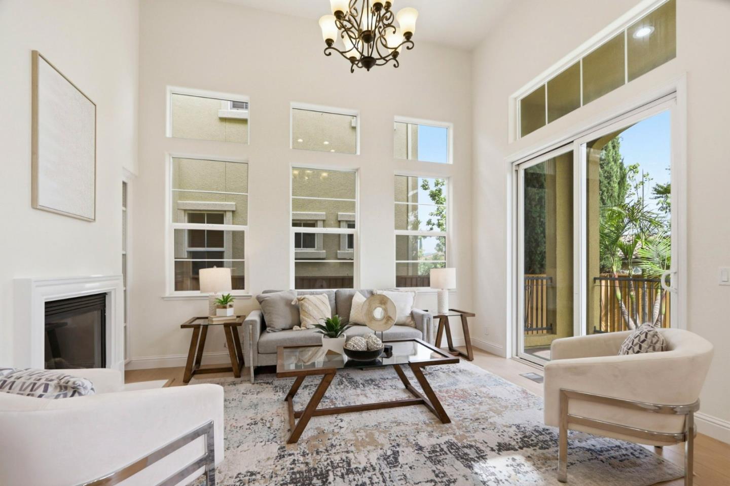 Detail Gallery Image 15 of 63 For 725 Portofino Pl, San Jose,  CA 95136 - 4 Beds | 2/1 Baths