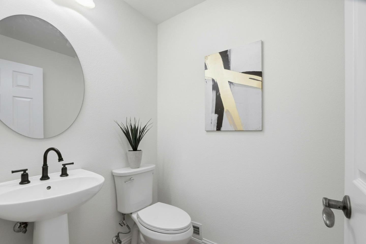 Detail Gallery Image 41 of 63 For 725 Portofino Pl, San Jose,  CA 95136 - 4 Beds | 2/1 Baths