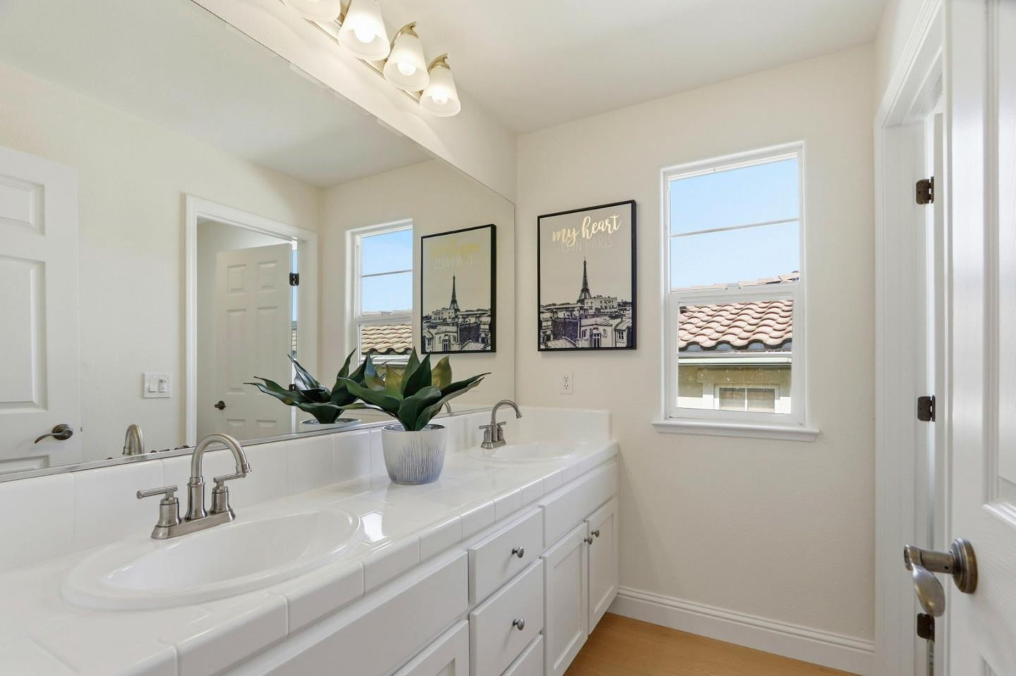 Detail Gallery Image 45 of 63 For 725 Portofino Pl, San Jose,  CA 95136 - 4 Beds | 2/1 Baths