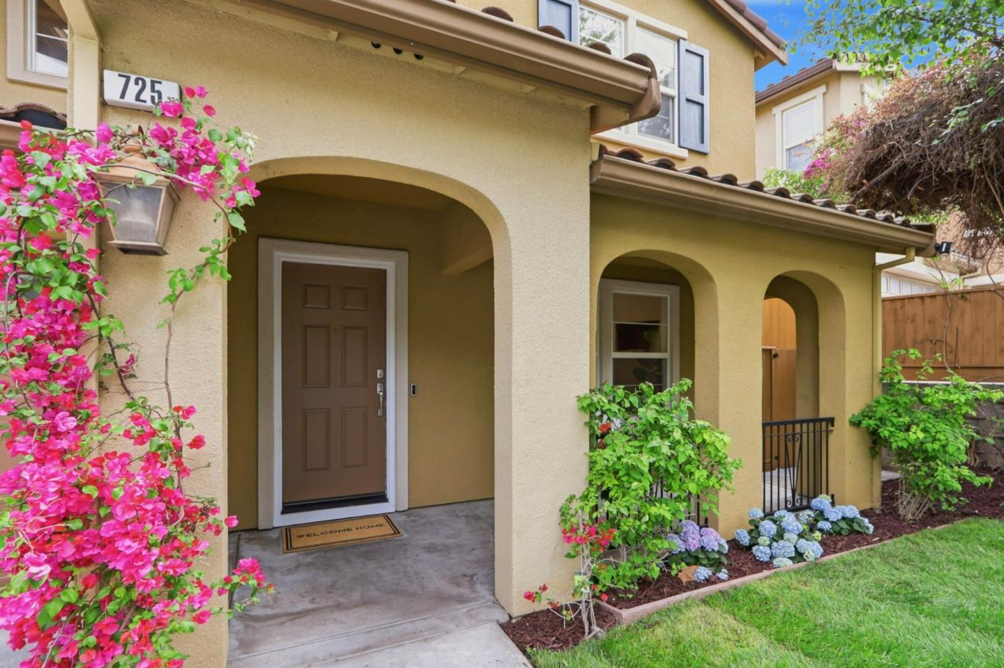 Detail Gallery Image 8 of 63 For 725 Portofino Pl, San Jose,  CA 95136 - 4 Beds | 2/1 Baths