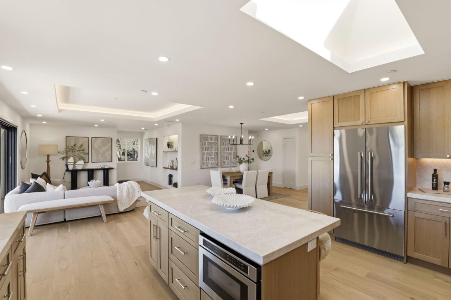 Detail Gallery Image 18 of 52 For 40 W Summit Dr, Redwood City,  CA 94062 - 4 Beds | 4 Baths