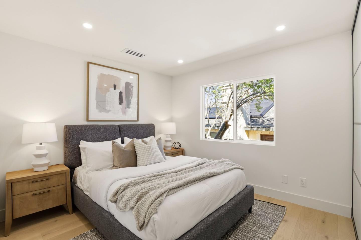 Detail Gallery Image 29 of 52 For 40 W Summit Dr, Redwood City,  CA 94062 - 4 Beds | 4 Baths