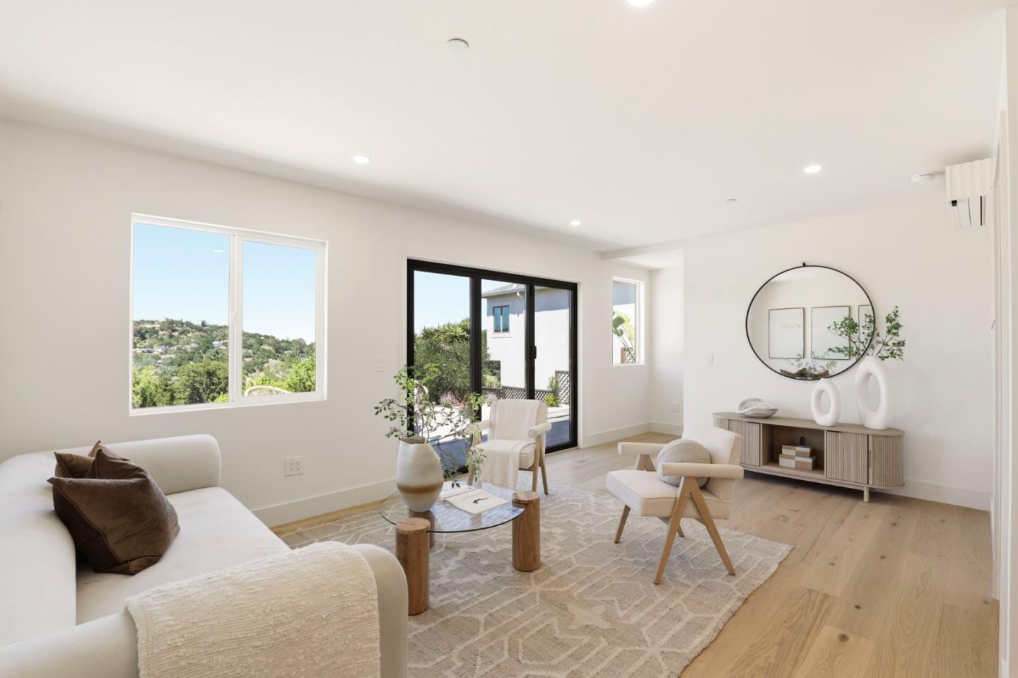 Detail Gallery Image 32 of 52 For 40 W Summit Dr, Redwood City,  CA 94062 - 4 Beds | 4 Baths