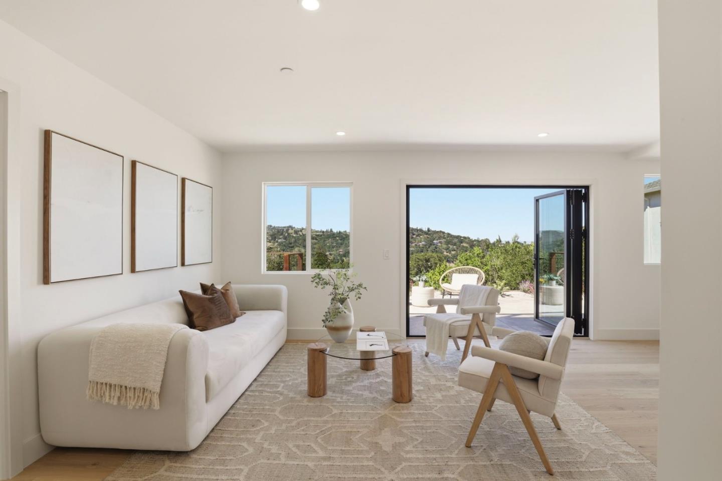 Detail Gallery Image 34 of 52 For 40 W Summit Dr, Redwood City,  CA 94062 - 4 Beds | 4 Baths