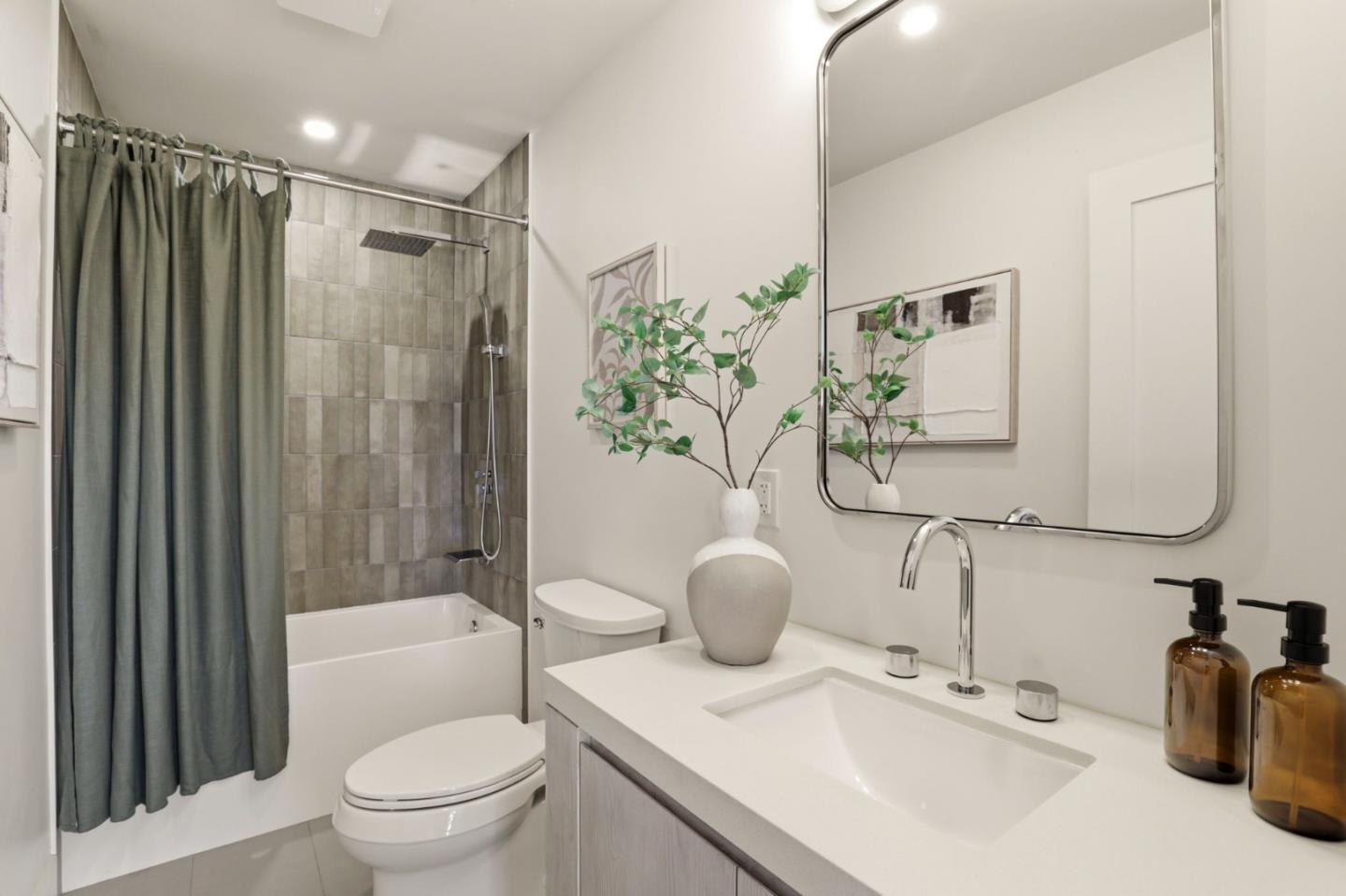 Detail Gallery Image 41 of 52 For 40 W Summit Dr, Redwood City,  CA 94062 - 4 Beds | 4 Baths