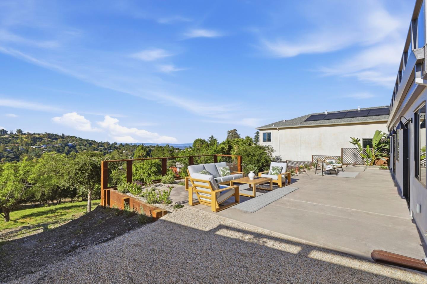 Detail Gallery Image 50 of 52 For 40 W Summit Dr, Redwood City,  CA 94062 - 4 Beds | 4 Baths