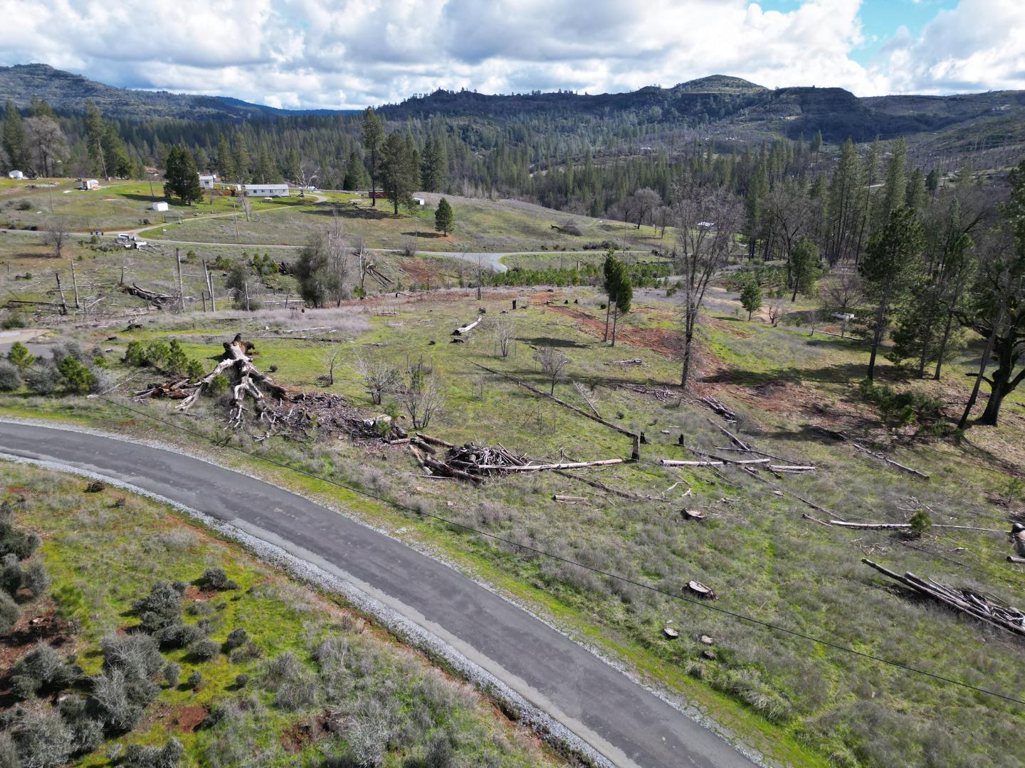 Detail Gallery Image 12 of 24 For Old Emigrant Trail West, Mountain Ranch,  CA 95246 - – Beds | – Baths