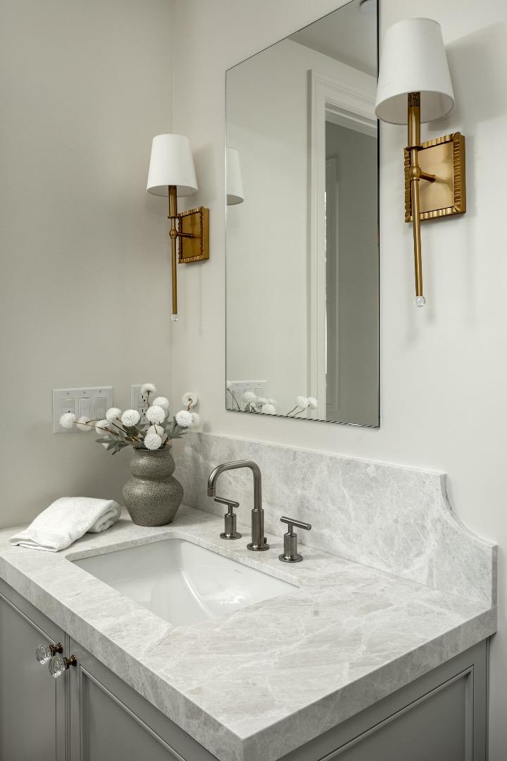 Detail Gallery Image 12 of 28 For 160 Waverley St, Palo Alto,  CA 94301 - 3 Beds | 3/1 Baths