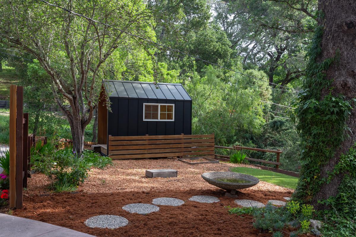 Detail Gallery Image 19 of 43 For 377 Wayside Rd, Portola Valley,  CA 94028 - 3 Beds | 2 Baths